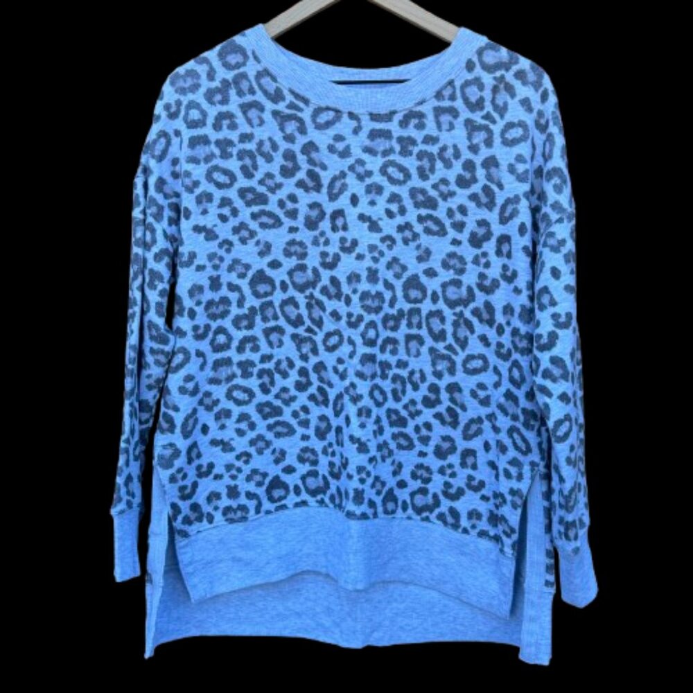 Green Tea Leopard Print Sweatshirt Large Heather Gray